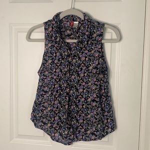 Floral pattern button up sleeveless top, by DIVIDED, size 8